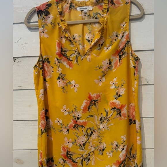 Rose & Olive Yellow Sleeveless Blouse with Floral Design - Picture 2 of 13